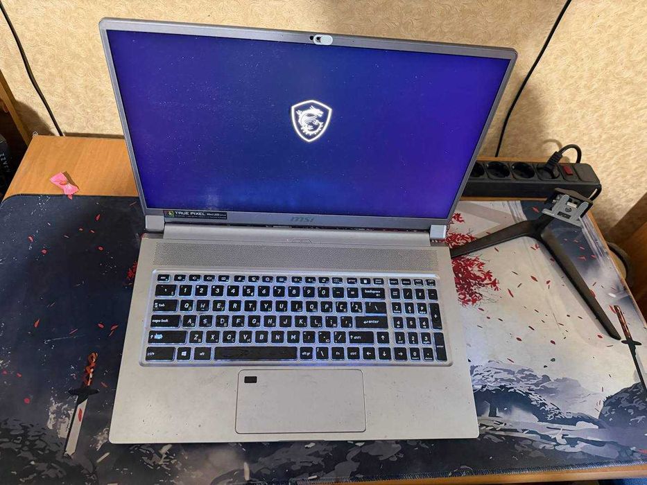 Ноутбук MSI Creator A17