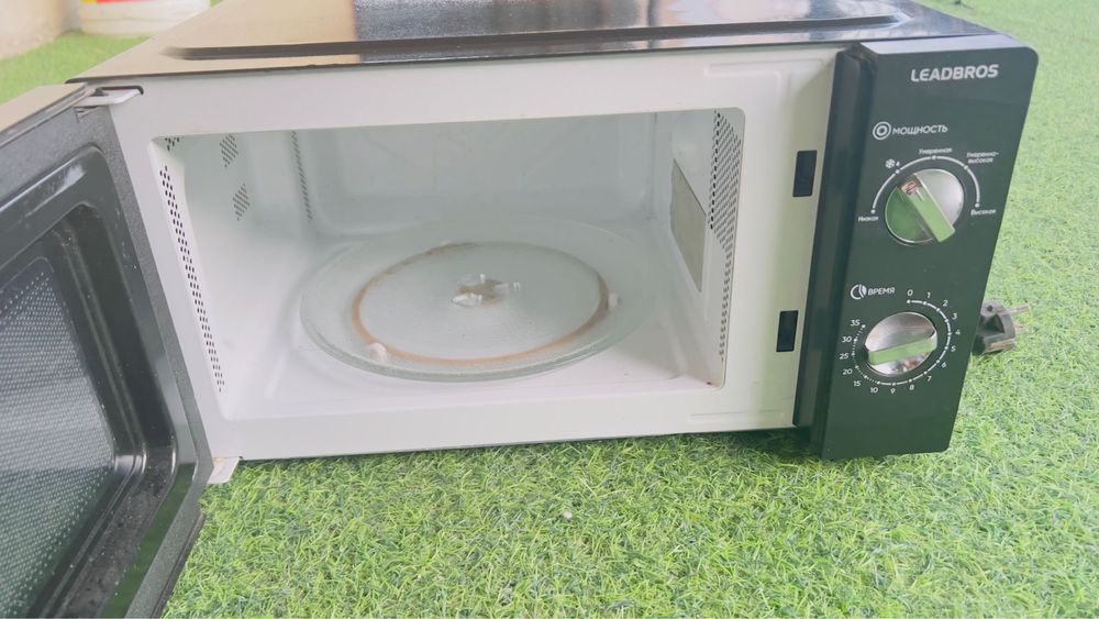 Микровольновая  печь