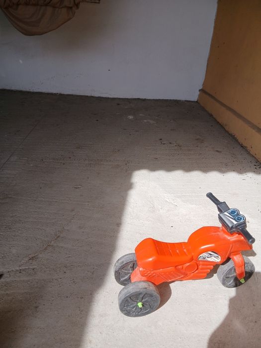 Bicicleta  tricicleta copii
