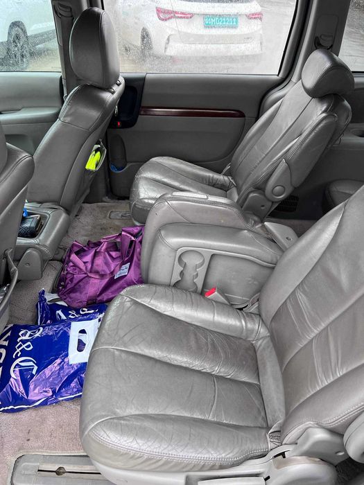 Kia Carnival SOTILADI