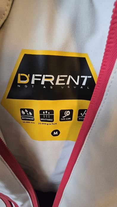 Geaca ski\snowboard D`frent