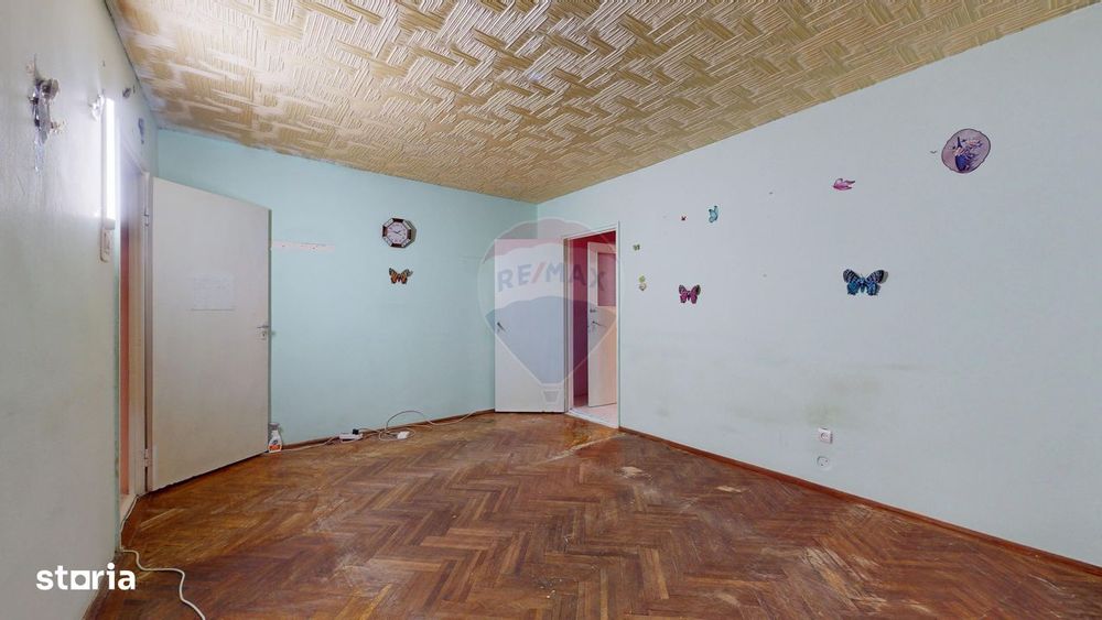 Apartament 3 camere de vânzare, necesită renovare, Săcele — fotografia 3