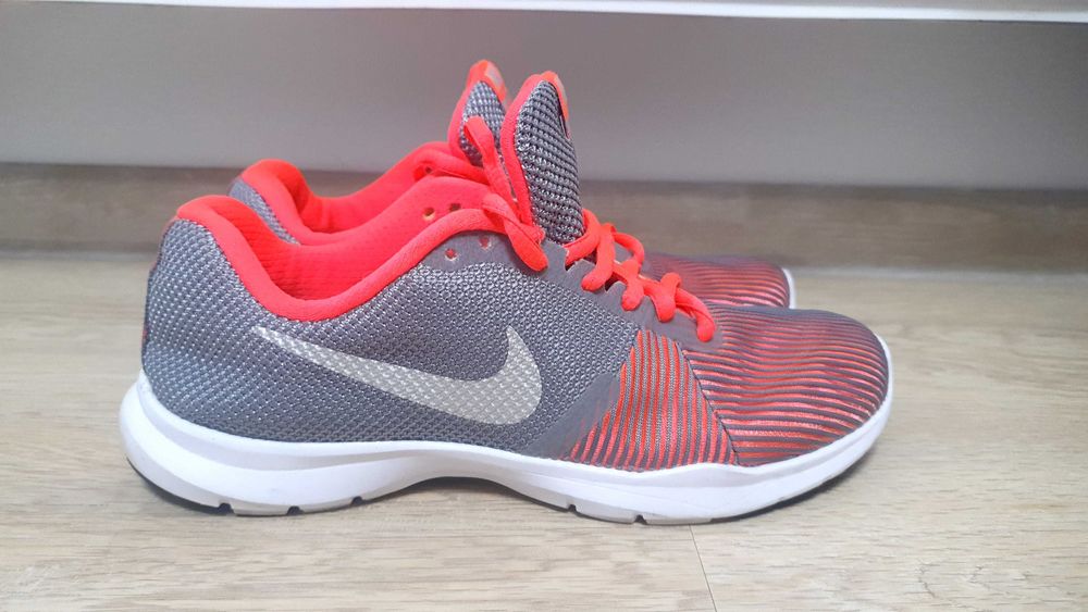 Дамски обувки - Nike