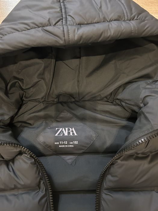 Продам безрукавку для девочек