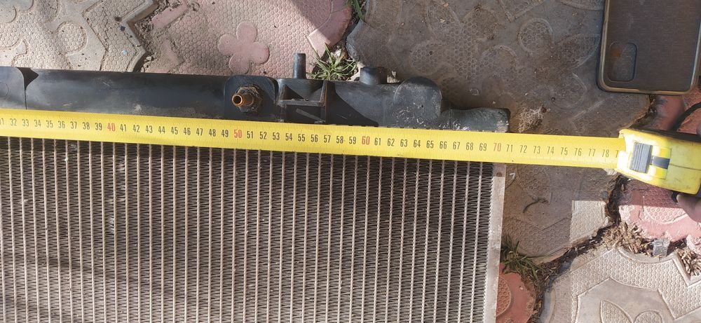 Радиатор немного капает.