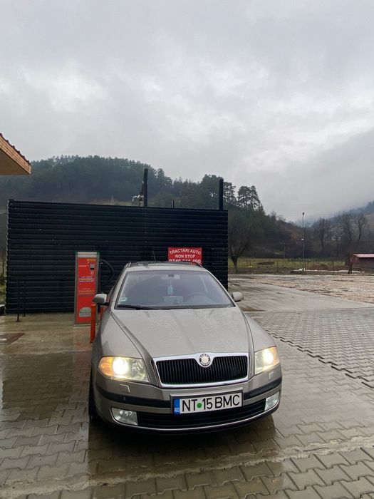 Skoda Octavia Combi 2.0 , 140 cp