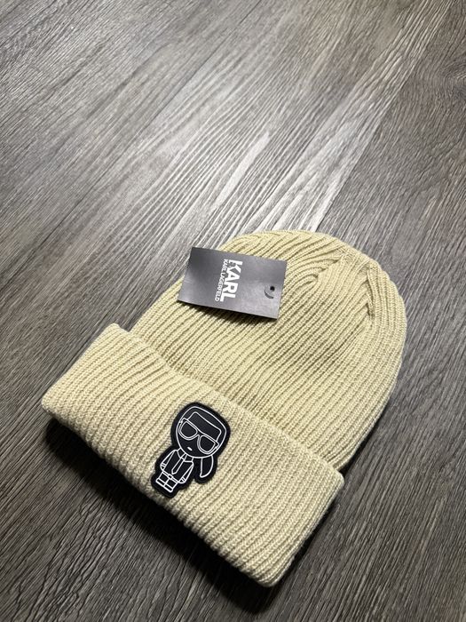 Caciula Fes Karl Lagerfeld noua/new