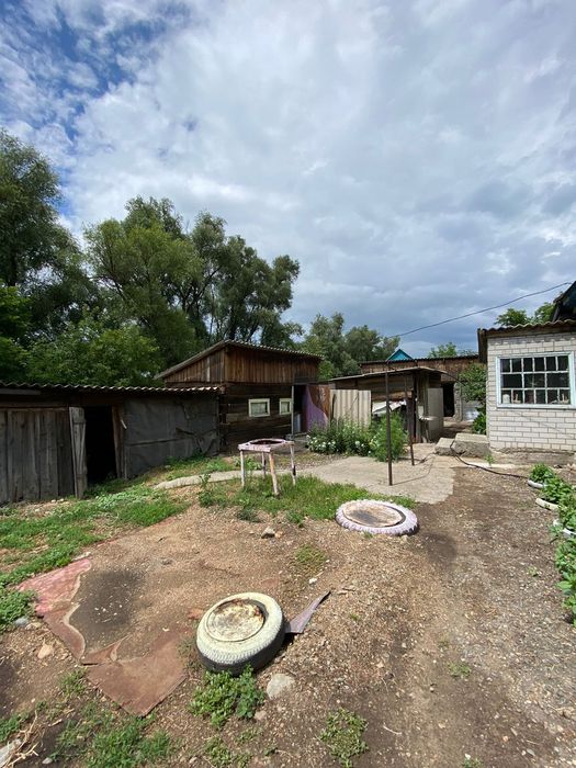 Срочно продам дом, в самом центре.