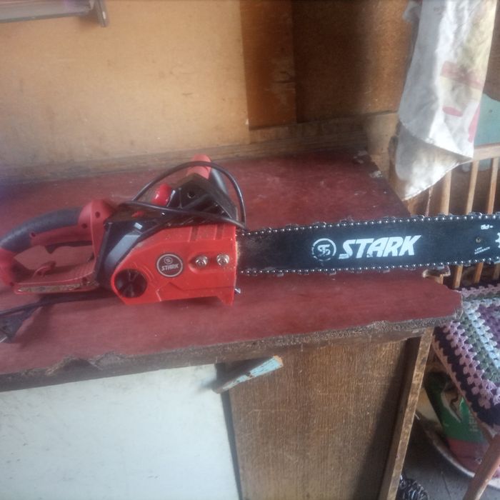 Продам электропилу