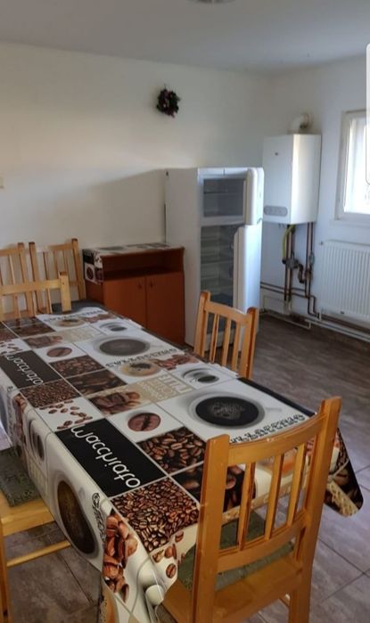 Apartament de inchiriat la curte in vilă - Câmpina/Prahova