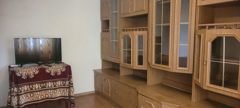 Inchiriez apartament