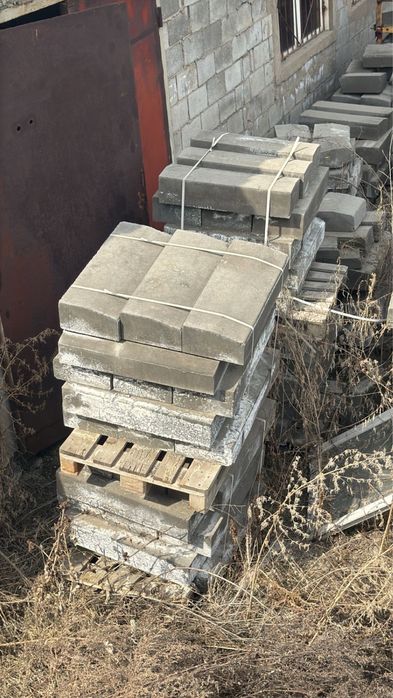 Бордюр, брусчатка