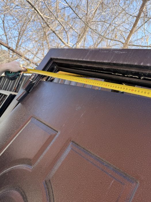 Продам дверь входную