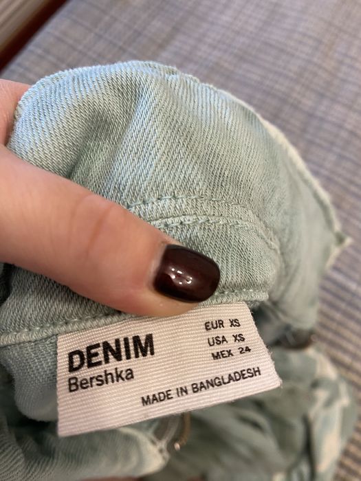 Продам стильны комбинезон Bershka