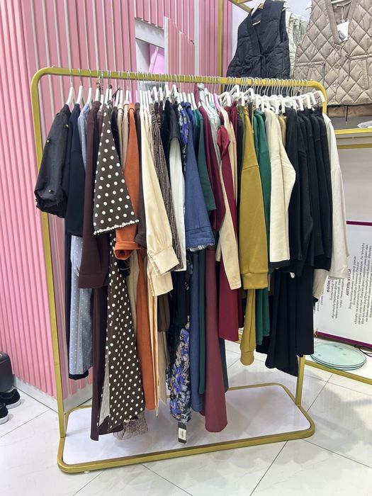 Рейлы для магазин одежды