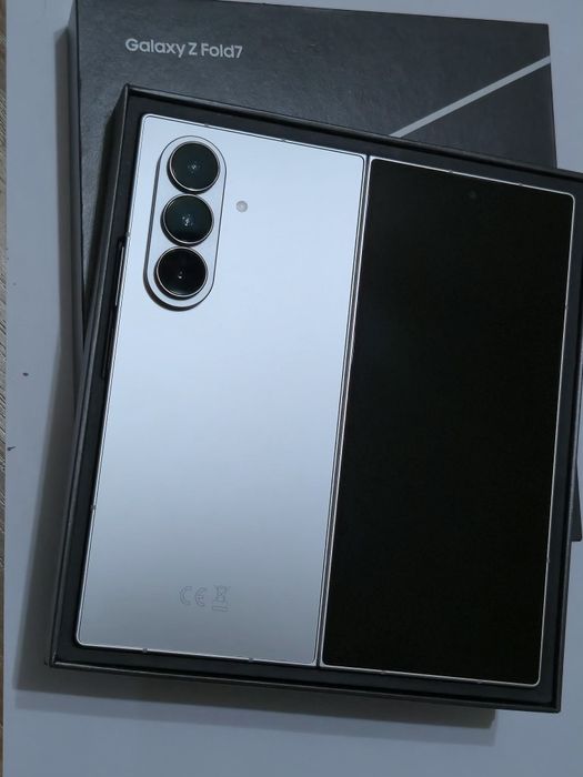 Vand/schimb Samsung Z Fold7 256gb