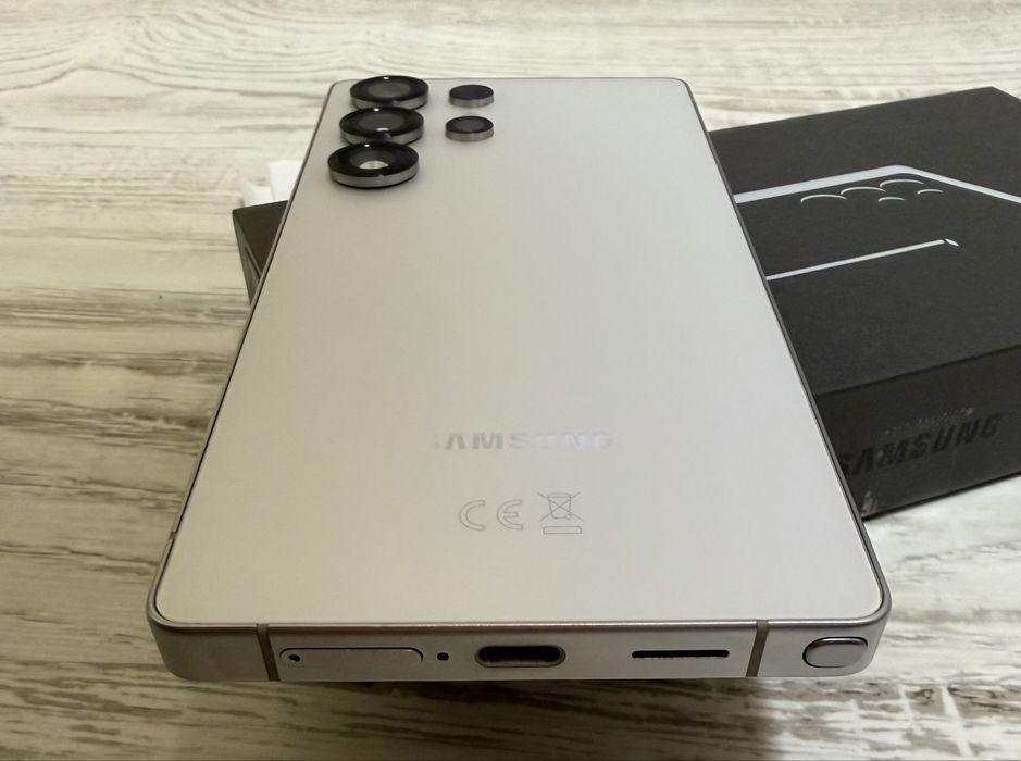 Samsung S25 Ultra 256GB SilverWhite 5G 24м. ГАРАНЦИЯ