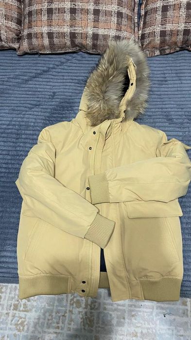 Куртка зимняя с капюшоном