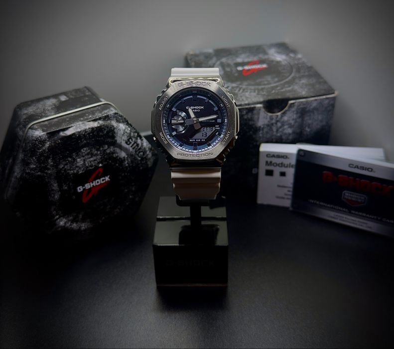 Часовник Casio G-Shock GM-2100WS-7A