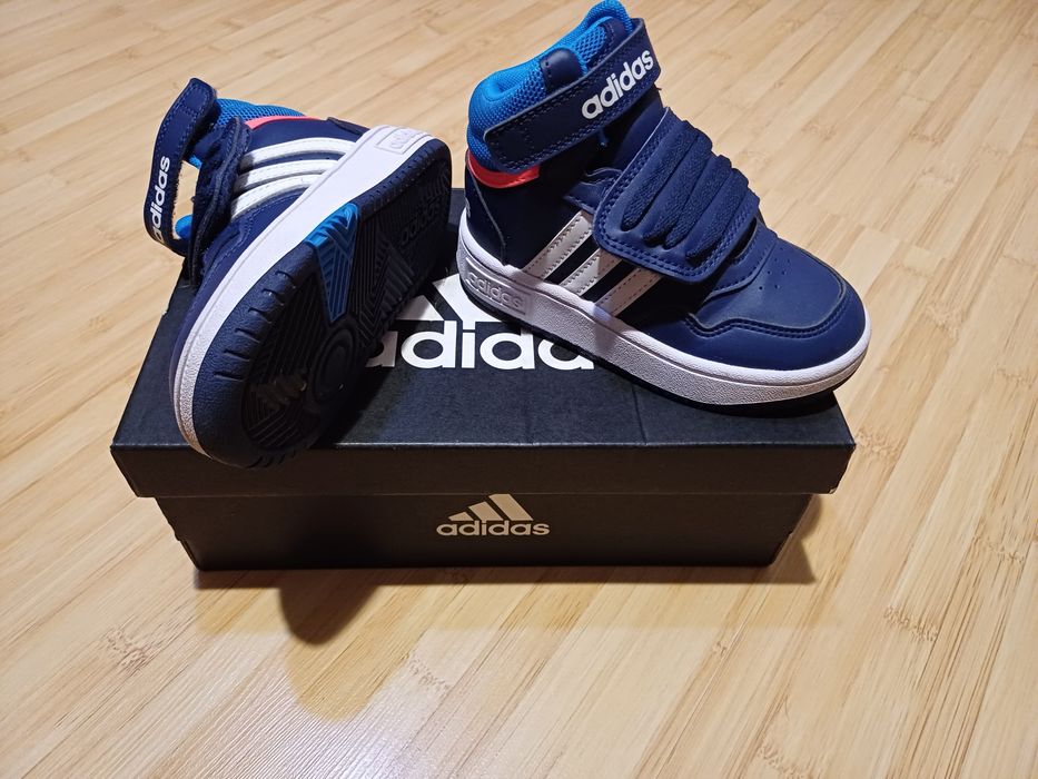 Маратонки Adidas, # 25