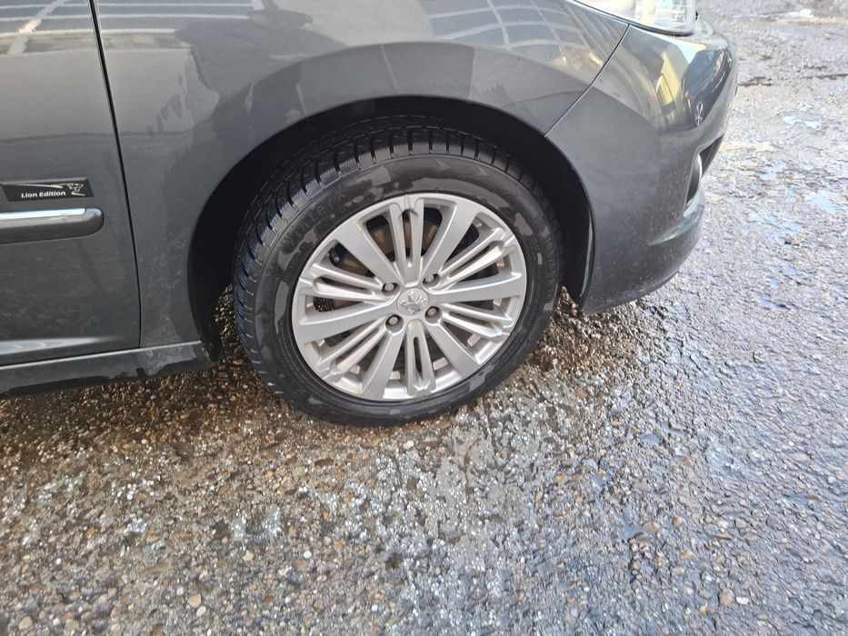 Aлуминиеви джанти Пежо Peugeot 208 2008 зимни гуми 2023 Ситроен