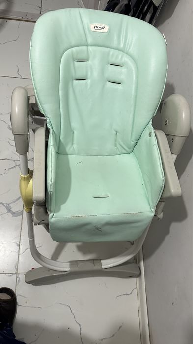 Продам стулья детские для кормления