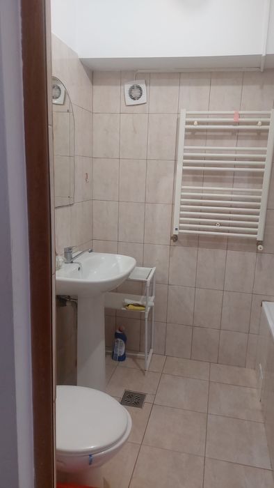 garsoniera de închiriat