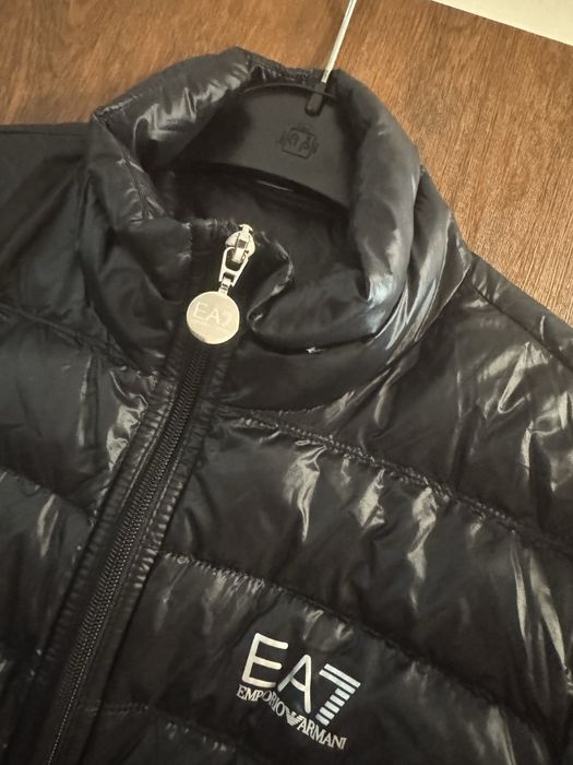 Дамско тънко яке Armani EA7