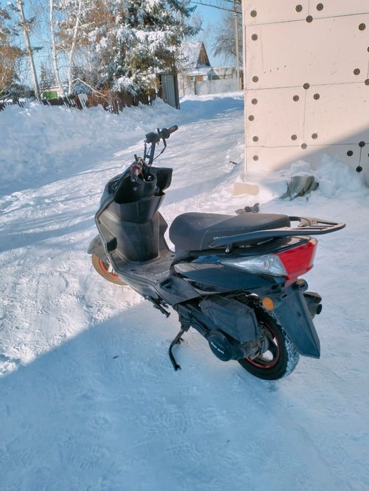 Продам скутер м8 150куб