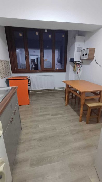 Inchiriez garsoniera - zona Dacia