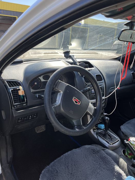 Машина на ходу торг есть.