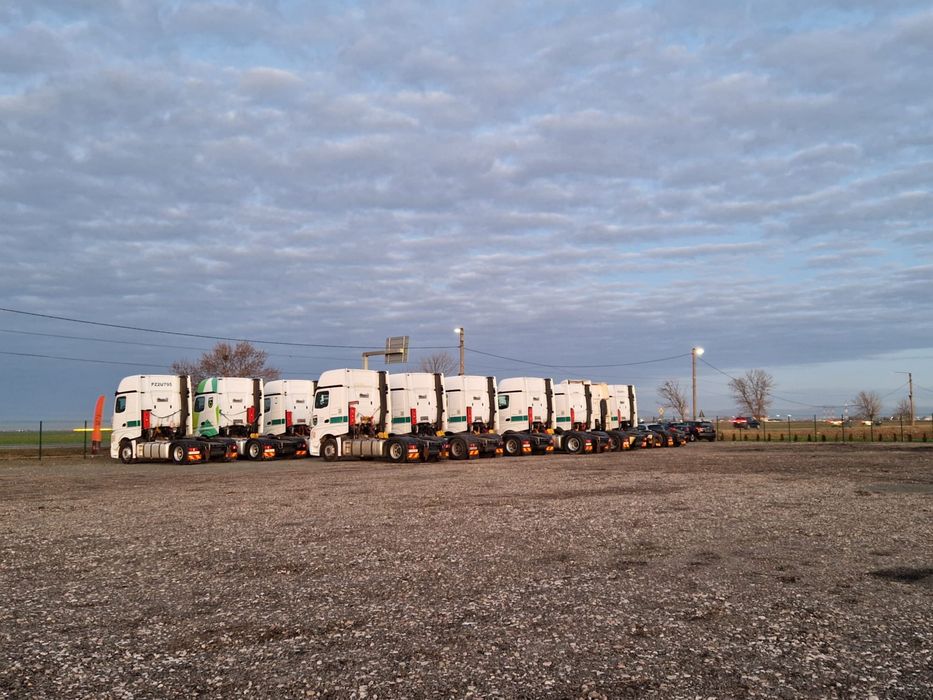 Inchiriez teren / parcare Tir Camion/ parc auto / parcare utilaje