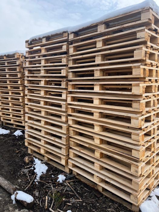 Vând paleți lemn NON-EURO – cantități mari, livrare TIR