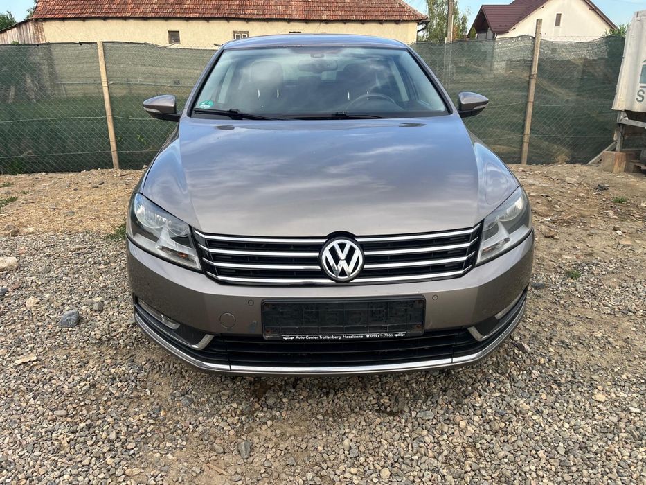 VOLKSWAGEN Passat 2011 — imagine 3