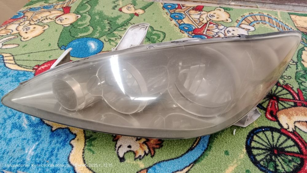 Фар Камри 35.     .