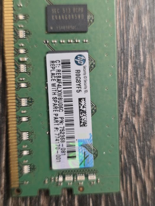 Память DDR4 8Gb ECC для Сервера