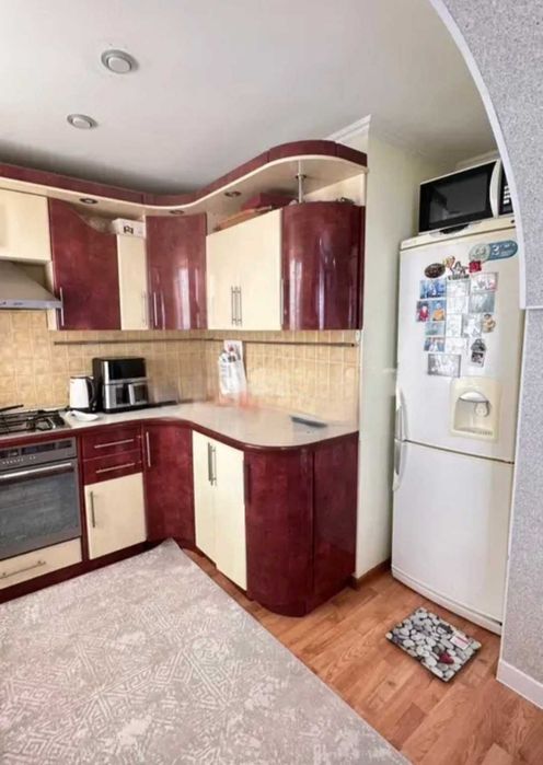 Продам 3-комнатную квартиру