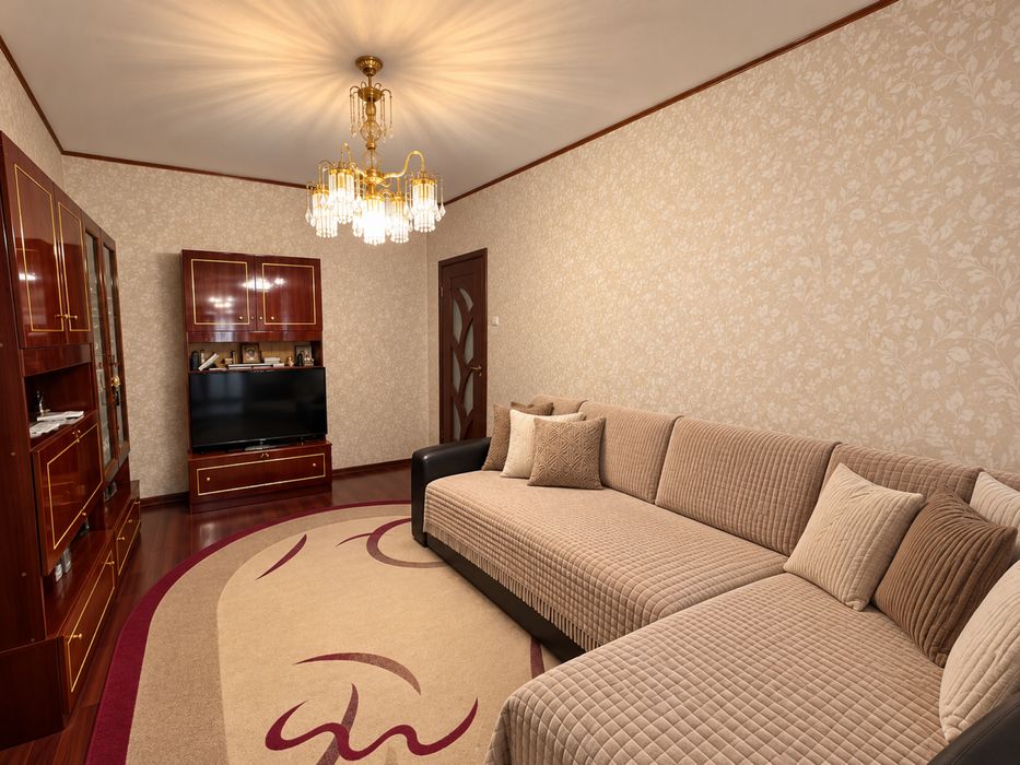 Apartament 2 camere semidecomandat