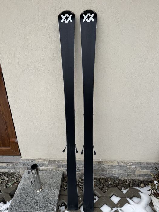Skiuri/Schiuri Volkl Deacon 74