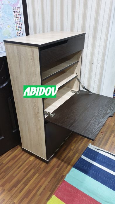 Обувной шкафчик в стиле hi-tech от производителя .