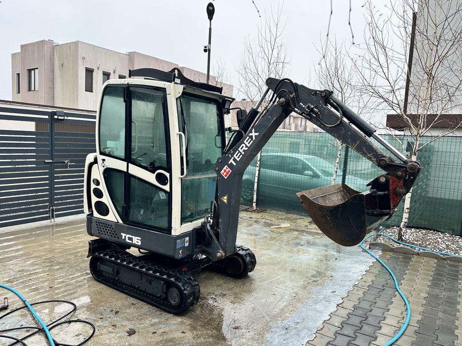 Miniexcavator terex mini excavator terex TL16 1820 kg 2011