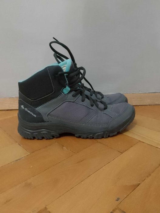 Маратонки за преходи Quechua