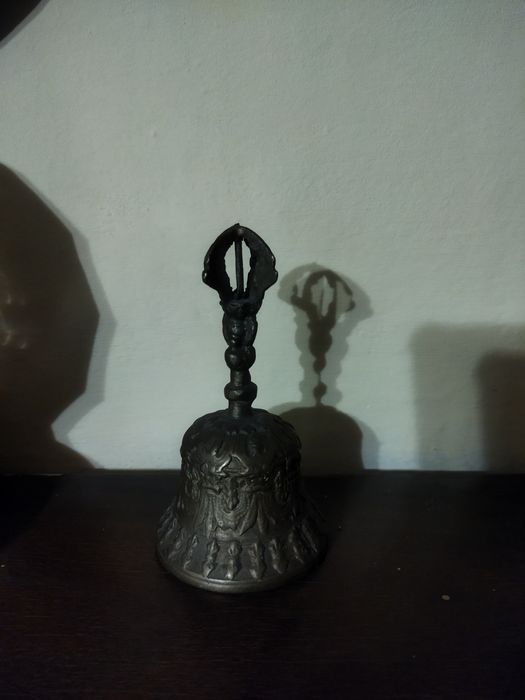 Старинный колокольчик