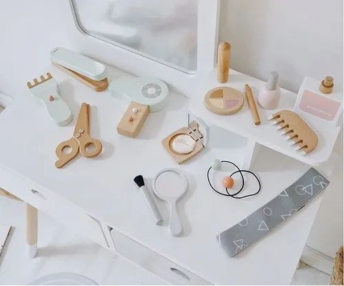 Играем в салон красоты MTR6553 Деревянный стол для макияжа