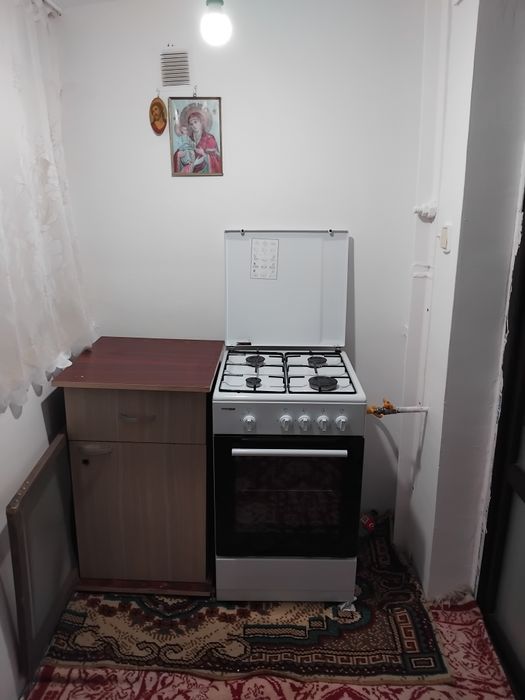 Garsonieră  Micro 19 cu centrală mobilată întrun bloc linistit.