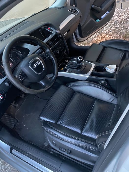 Audi A4 / Piele / Nav Color