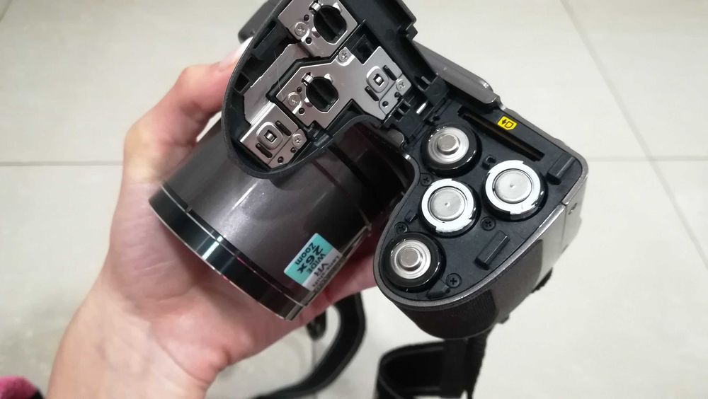 Продавам фотоапарат Nikon Coolpix L810 – 26x оптичен zoom