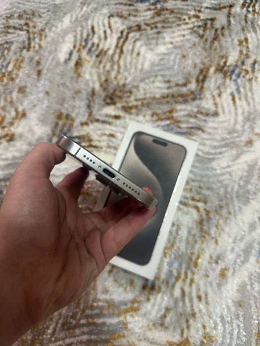 Айфон 15 про макс 256