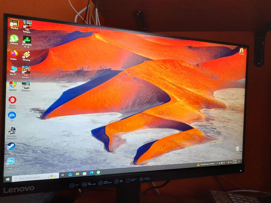 Vând monitor Lenovo