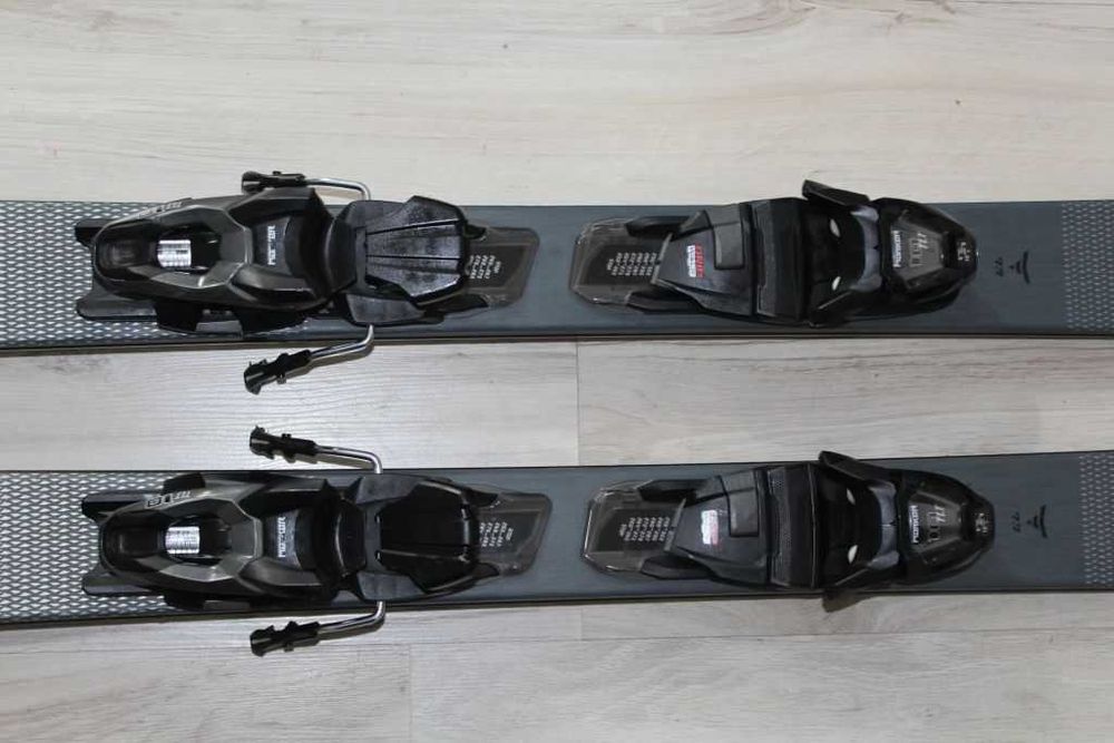 Blizzard Phoenix 7.7 160cm  153cm  146cm 2024